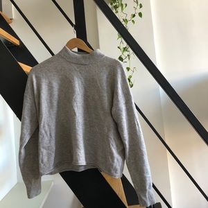 Madewell cashmere turtleneck sweater. Size M.